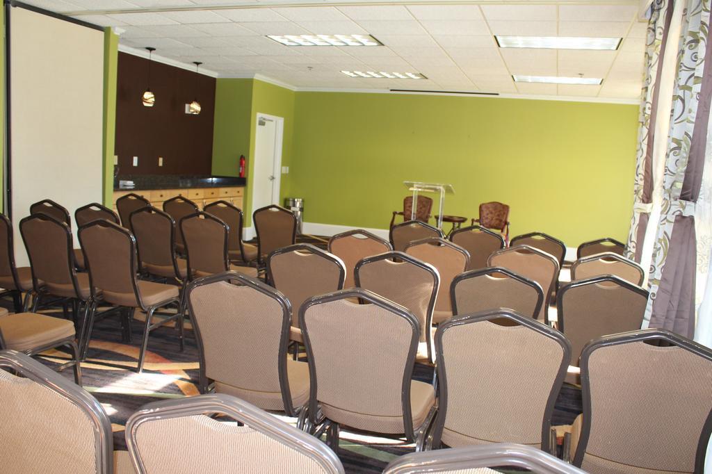 Hawthorn Extended Stay By Wyndham קוניירס מראה חיצוני תמונה